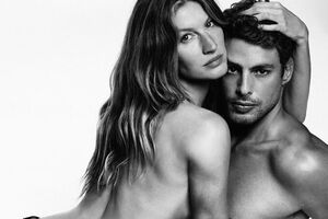 Бундхен обнажилась до пояса ради рекламы фешн-бренда