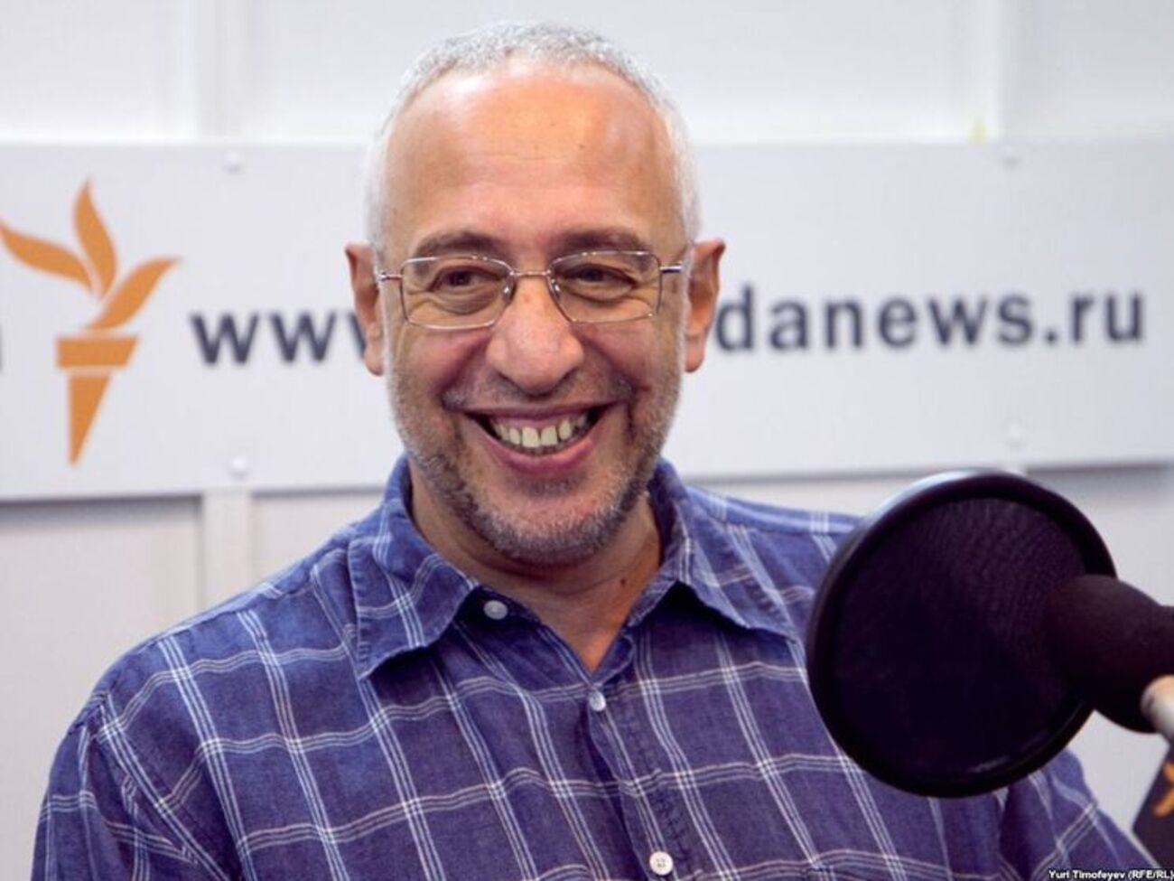 Сванидзе: Патриотично&nbsp;употреблять те&nbsp;лекарства, которые помогают тебе выздороветь и&nbsp;максимально безопасны для твоего здоровья