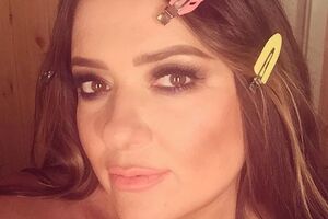 Могилевская: Анатолий Кашпировский. Ему на днях 77. Потрясающе!