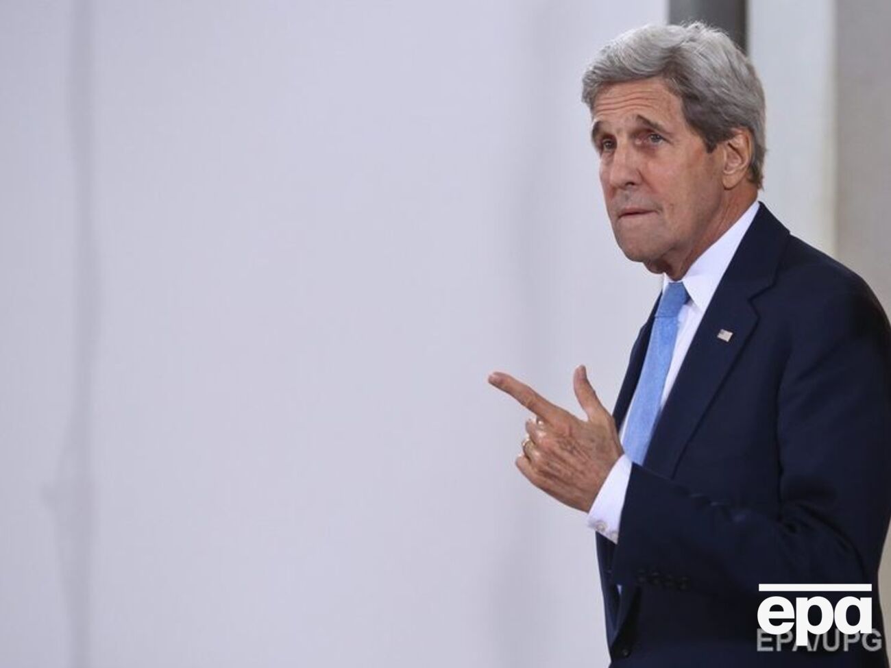 Керри завтра посетит Москву