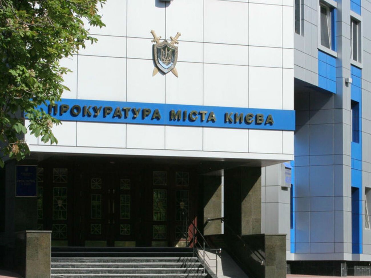 Прокуратура Киева: Следователи не собираются отбирать биологические образцы у матерей&nbsp;Медведько и Полищука