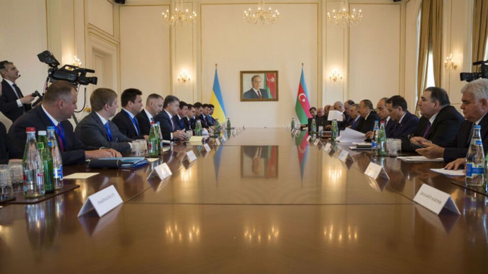Украина и Азербайджан намерены углубить сотрудничество
