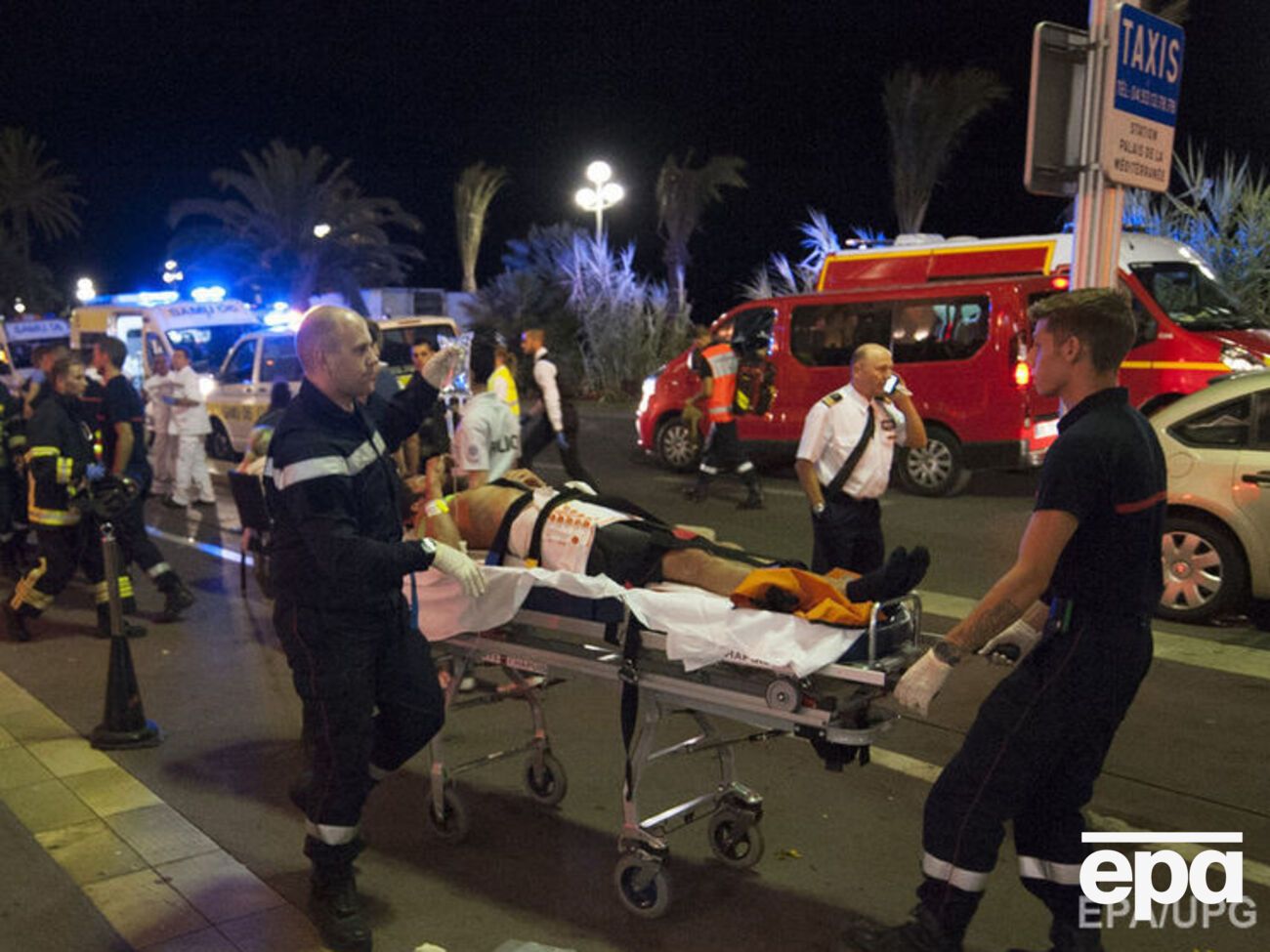 Число погибших в Ницце продолжает расти