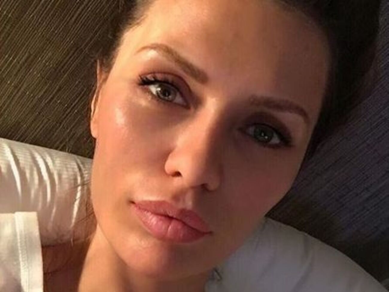 Боня:&nbsp;Я испытала страшный шок, когда узнала о том, что сейчас произошло в Ницце. Буквально за час до этого происшествия мой муж с ребенком были в Ницце