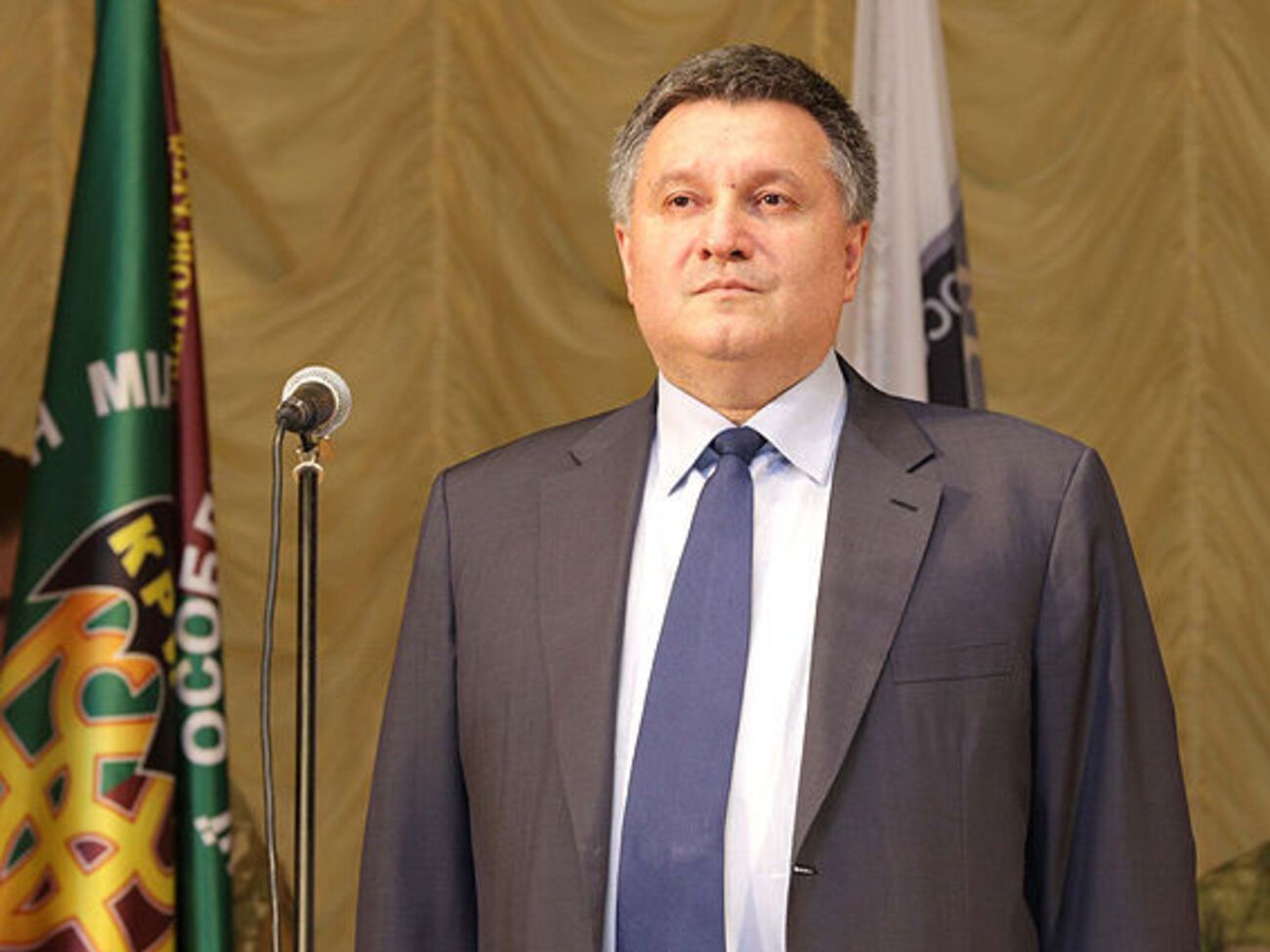 Аваков: Без принятия закона о внутренних биометрических паспортах безвизовый въезд украинцев в ЕС невозможен в принципе