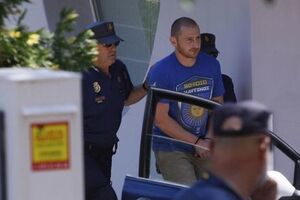 Суд Барселоны арестовал семерых подозреваемых в деле об отмывании денег, в котором фигурирует сын Черновецкого