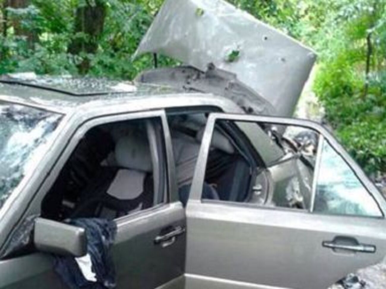 Взрывное устройство, по данным полиции, было в багажнике автомобиля