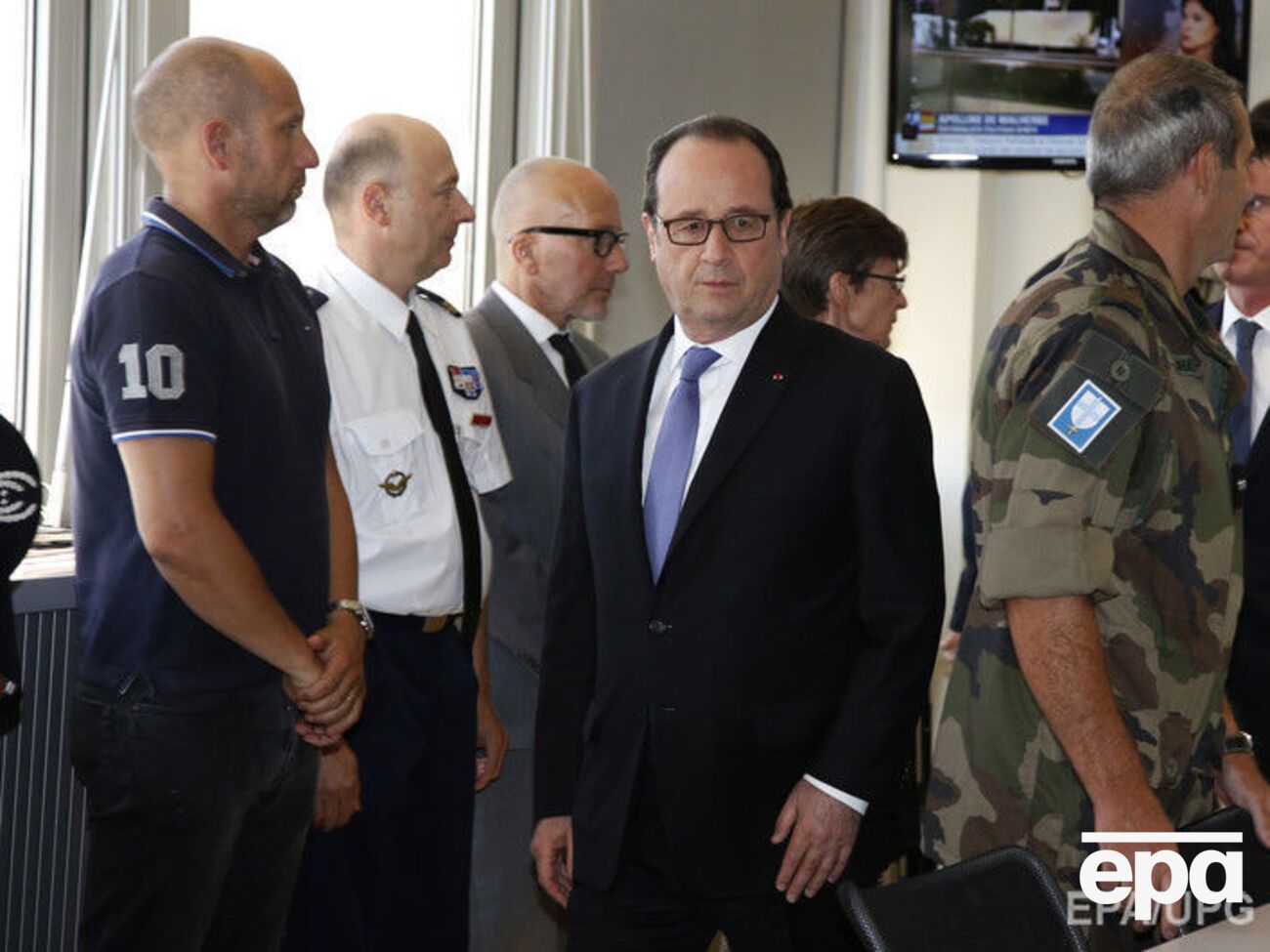 Олланд находится в Ницце