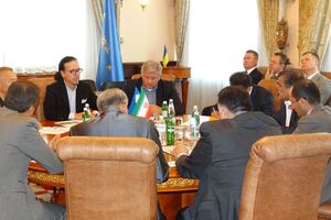 Глава "Укрзалізниці Войцех Бальчун провел встречу с замминистра путей и городского развития Ирана Али Нурзады