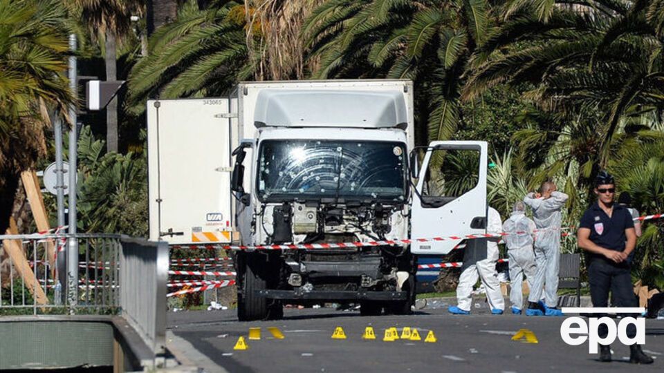 Полицейские застрелили террориста на месте, выпустив по грузовику около 50 пуль