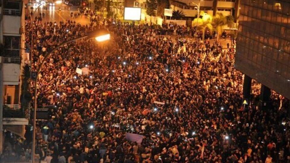 Жители Турции вышли на улицы города