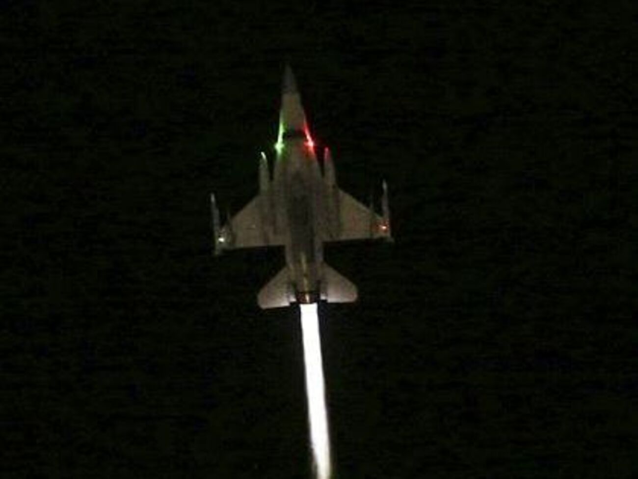 Вертолет с мятежниками был сбит истребителем