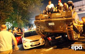 Военная техника на улицах Стамбула