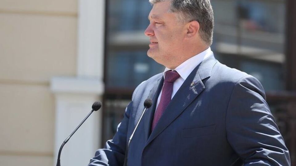 Поршенко: Базовые принципы демократии должны уважаться