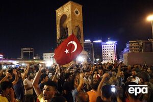 В ходе попытки переворота в турции погибли более 40 человек
