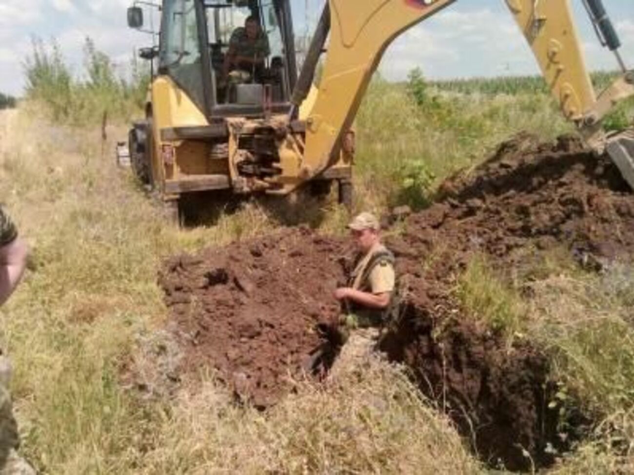 Обнаруженный пограничниками трубопровод из РФ в Украину демонтирован