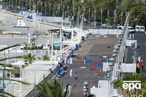 Вдоль Английской набережной расклеены фотографии украинца, которого в консульстве Украины в Ницце назвали погибшим