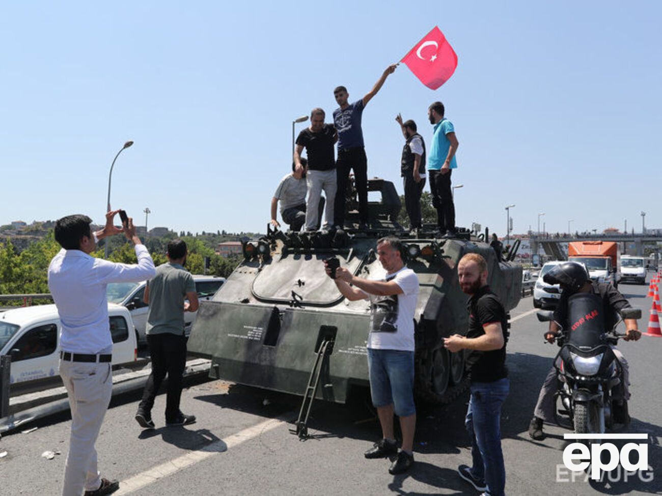 Бочкала:&nbsp;У турок давняя традиция военные перевороты устраивать