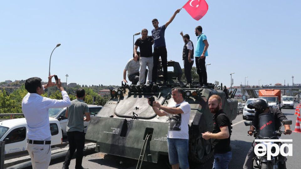 Бочкала: У турок давняя традиция военные перевороты устраивать