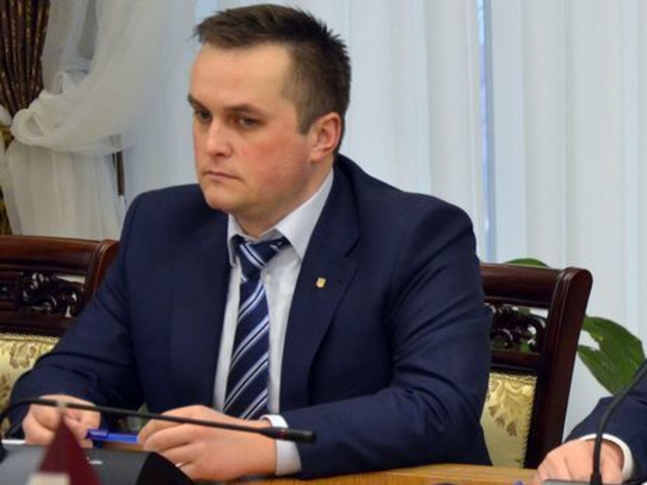 Холодницкий: Старая коррумпированная система бьется в судорогах и защищает себя изо всех сил