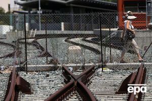 Девочка ждала на станции брата, чтобы вместе с ним вернуться домой