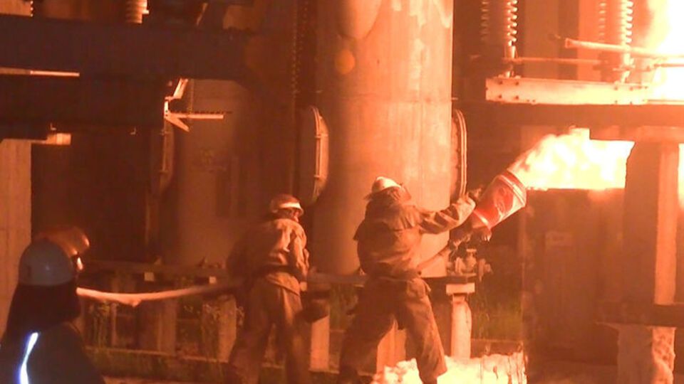 Спасатели тушили пожар, возникший на Харьковской тепловой электростанции