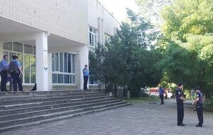 Полицейские проверяют сообщения о минировании участков