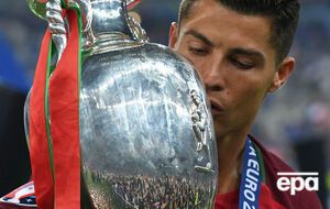 Криштиану Роналду передал денежный бонус на благотворительные цели