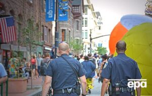 Место происшествия и район города, где произошел инцидент, оцеплены спецназом