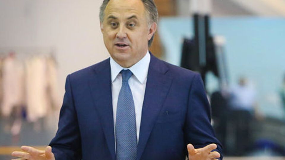 Виталий Мутко не уточнил, связан ли роспуск сборной с петицией