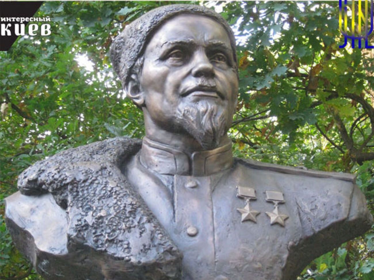 Бюст Ковпаку в Киеве