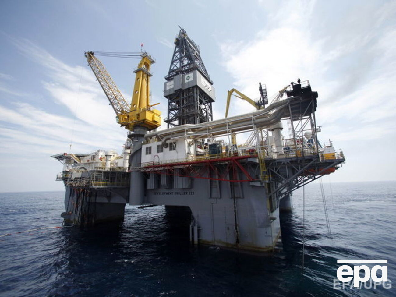 Нефть снова снижается в цене