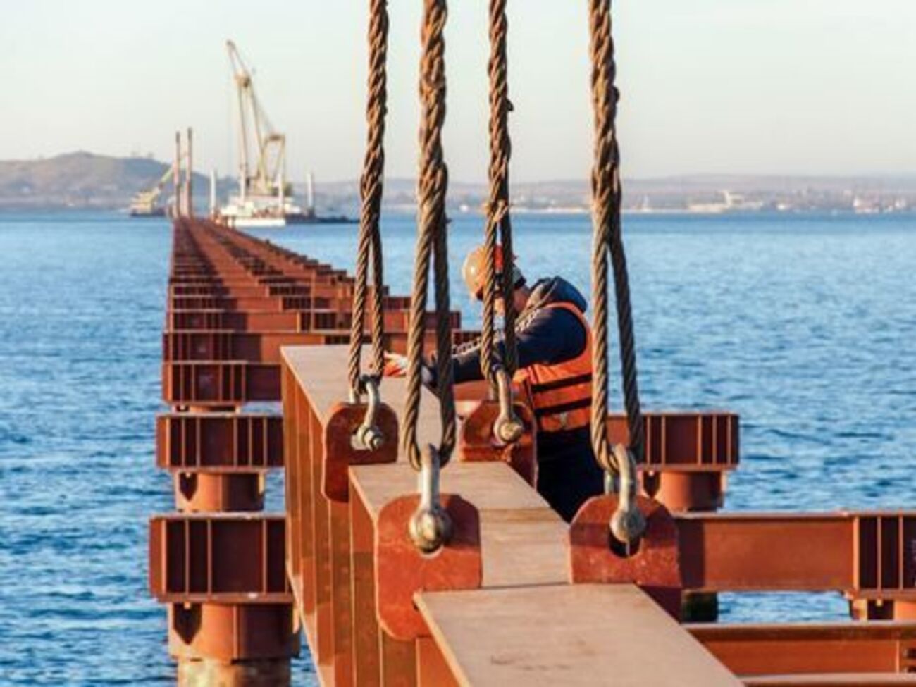 Ущерб от повреждения опоры в РФ оценили в 120 млн рублей