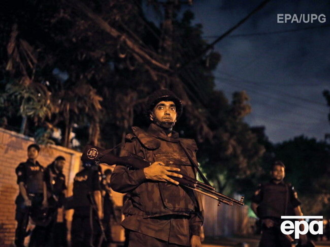 Спастись удалось менее чем половине заложников