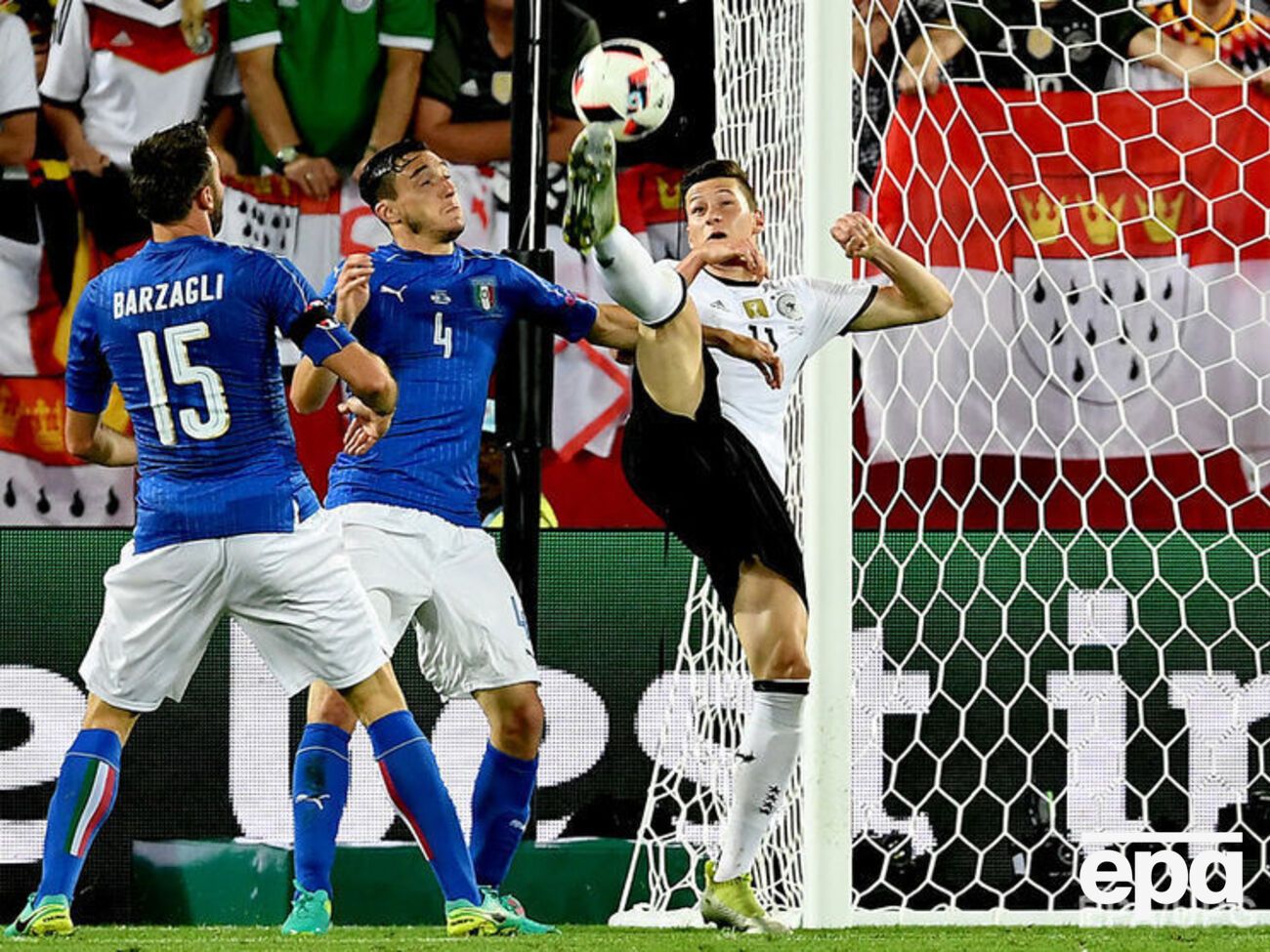 Сборные Германии и Италии разыграют путевку в полуфинал