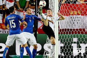 Сборные Германии и Италии разыграют путевку в полуфинал