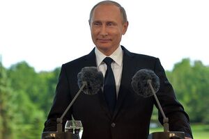 Владимир Путин: Военная инфраструктура НАТО подвигается к нашим границам