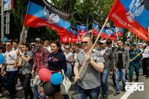 Респондентов спрашивали, каким они видят политическое будущее оккупированных районов Донецкой и Луганской областей