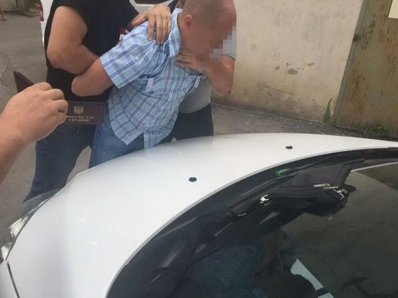 В СБУ заявляют, что задержали замначальника райотдела ГСЧС после получения взятки в местном магазине