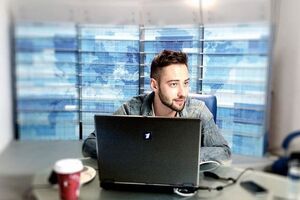 Шепелев испытывает финансовые трудности после увольнения с "Первого канала" – СМИ