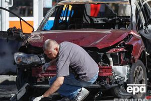 Работа оперативников на месте преступления уже завершена, вещественные доказательства направлены на экспертизу