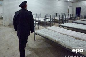 Местных полицейских по тревоге вызвали на место происшествия