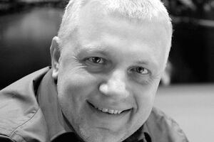 28 ноября 2016 года Павлу Шеремету исполнилось бы 45 лет. Журналиста похоронят в родном Минске рядом с могилой отца на Северном кладбище