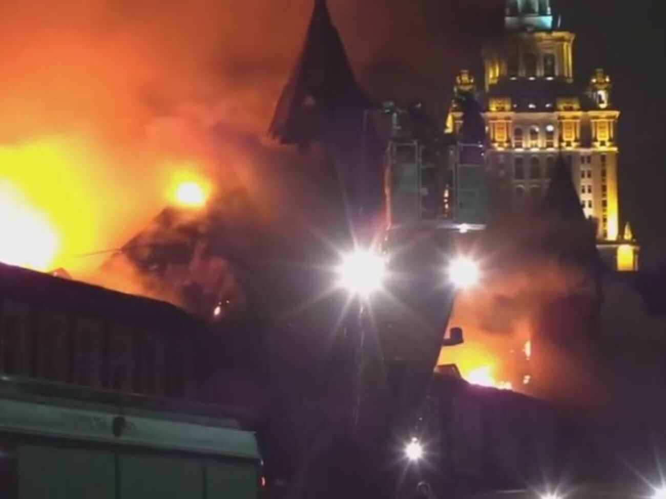 Пожар тушили несколько часов