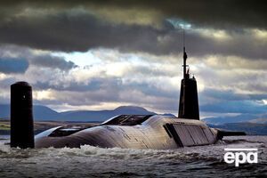 Подлодка задела корабль во время погружения