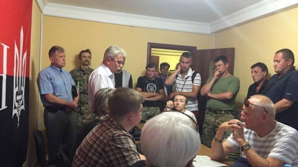 В ОУН заявили, что оставляют за собой право "действовать креативно"