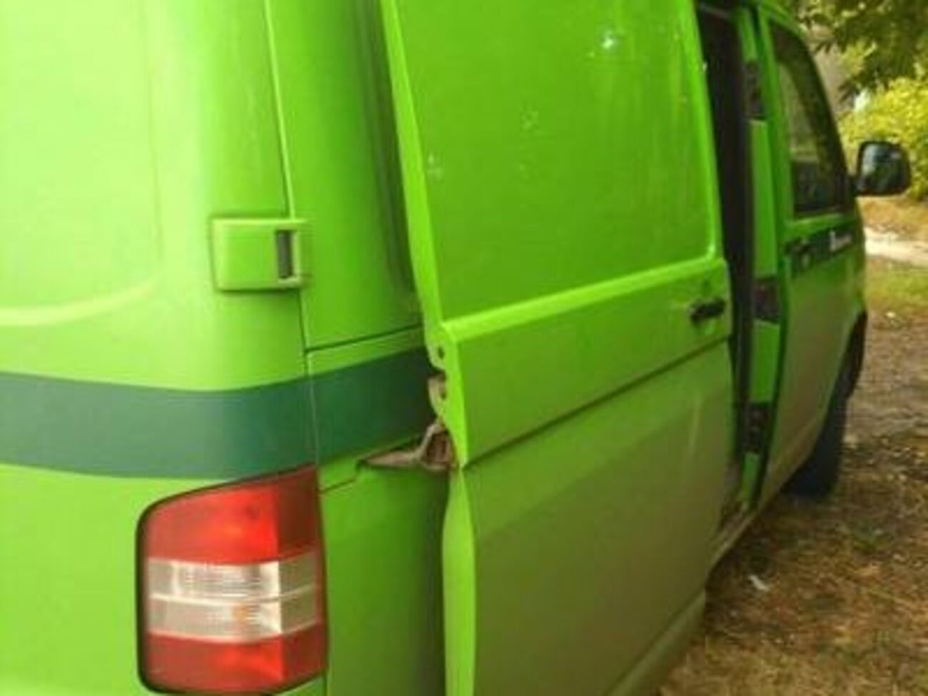 Пустой инкассаторский автомобиль нашли невдалеке от места преступления