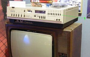 Несмотря на падение продаж видеомагнитофонов, увеличился спрос на коллекционные видеокассеты