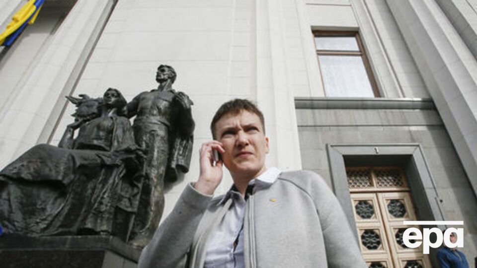 Савченко о возможном военном положении: Вы что, хотите пойти по пути России?