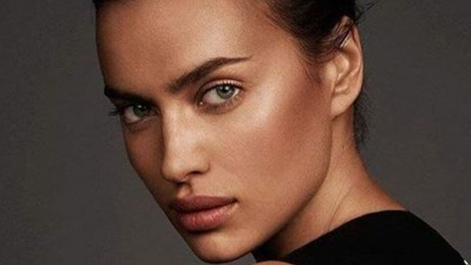 Шейк поделилась откровенным снимком